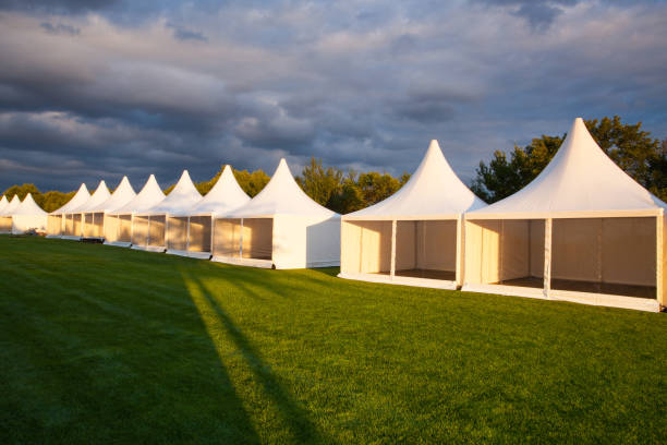 Pagodenzelt mit Spitzdach für Hochzeit und Firmenevent